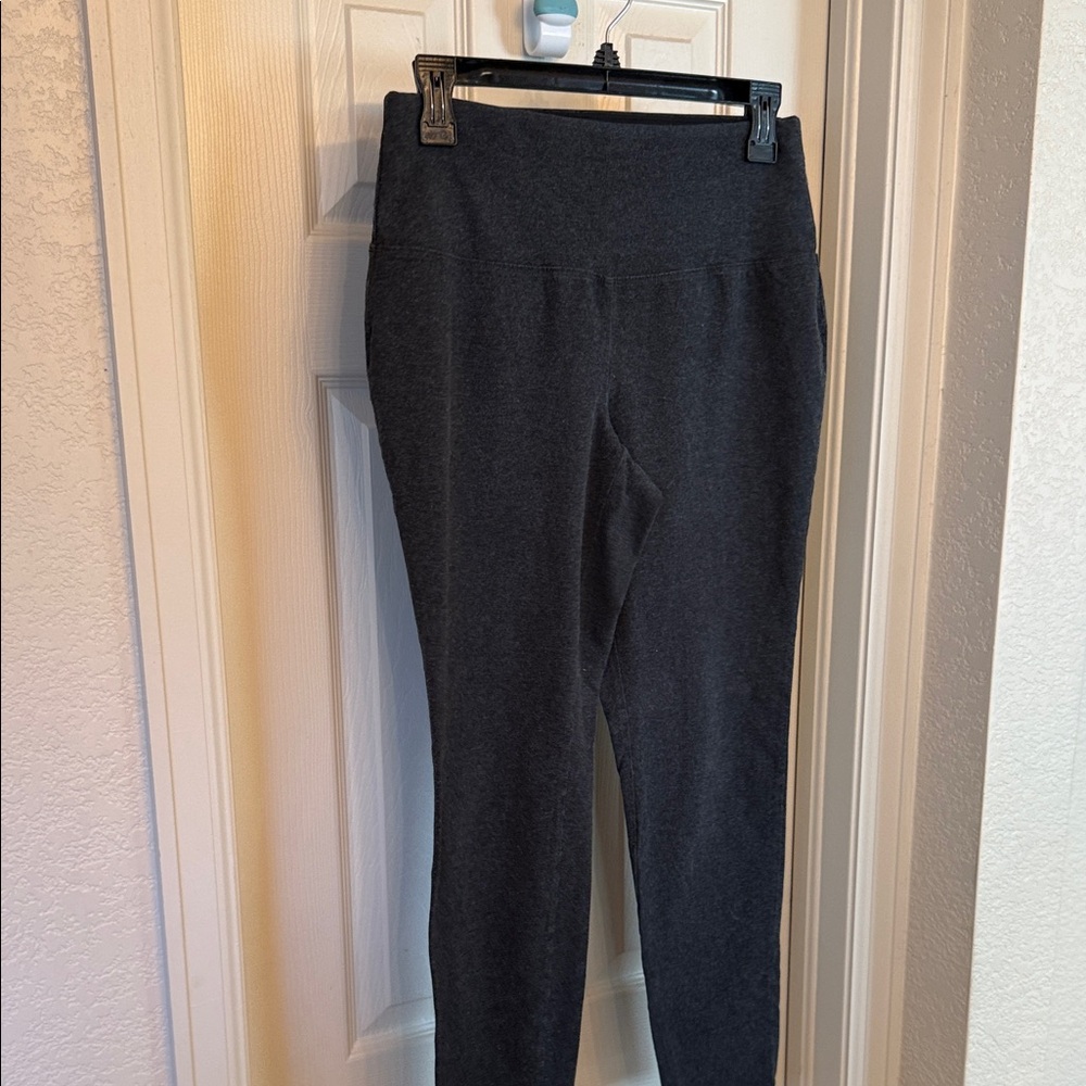 Chico's Zenergy Dark Grey Active-Wear Leggings